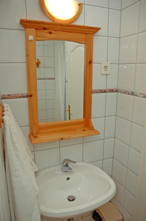 Feszek Apartmanhaz Вонярцвашгедь Номер фото