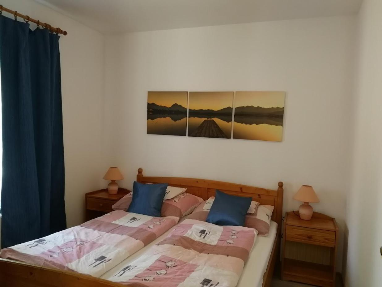 Feszek Apartmanhaz Вонярцвашгедь Екстер'єр фото